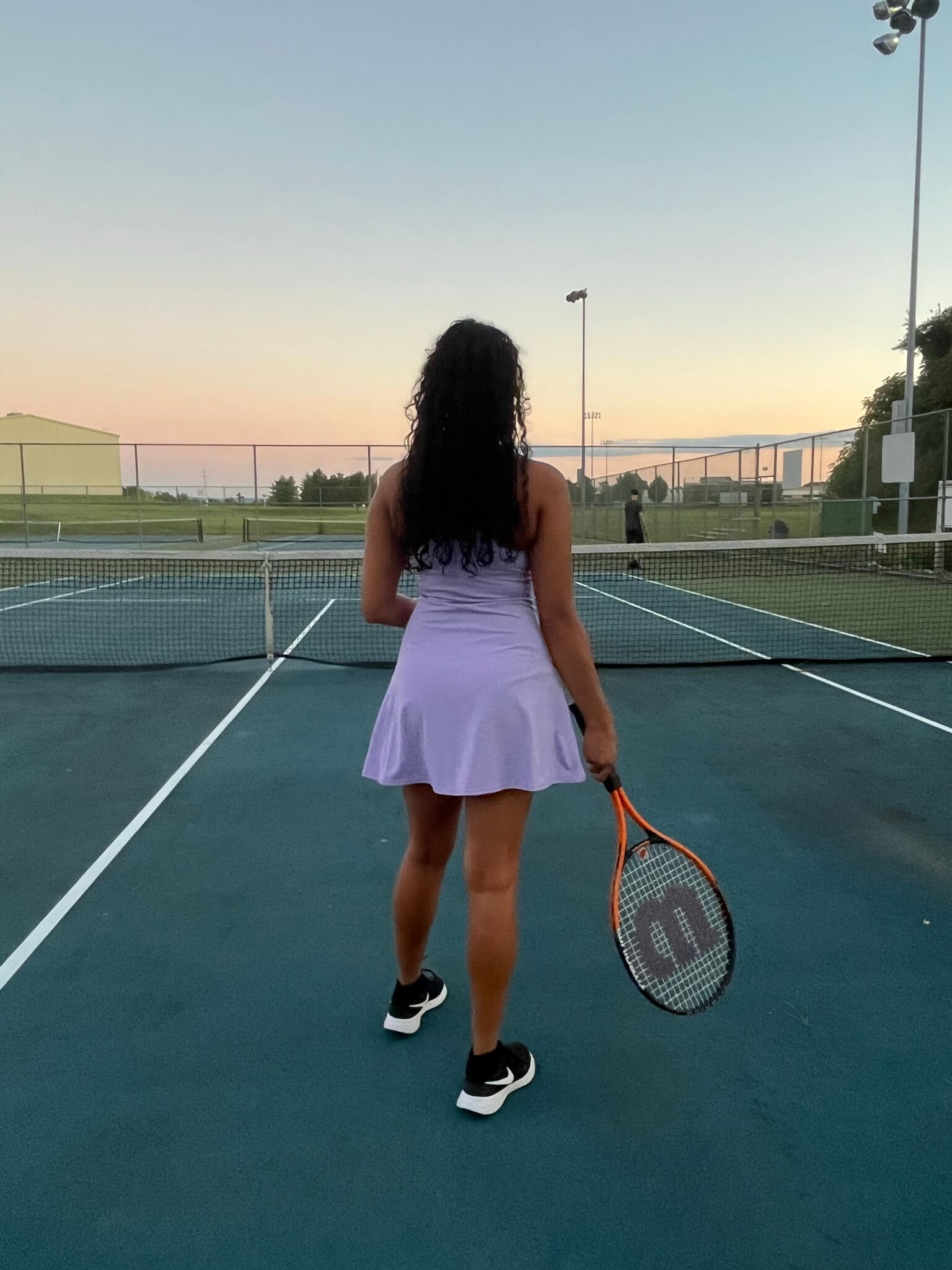 7 things to do at the end of summer victoria playing tennis